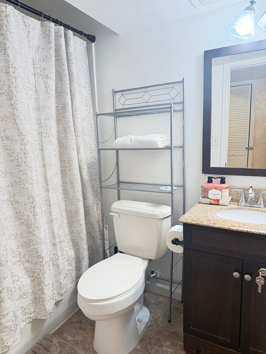 Furnished Finder property 1028468_1 photo 23