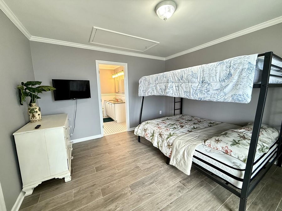 Furnished Finder property 1028469_1 photo 24