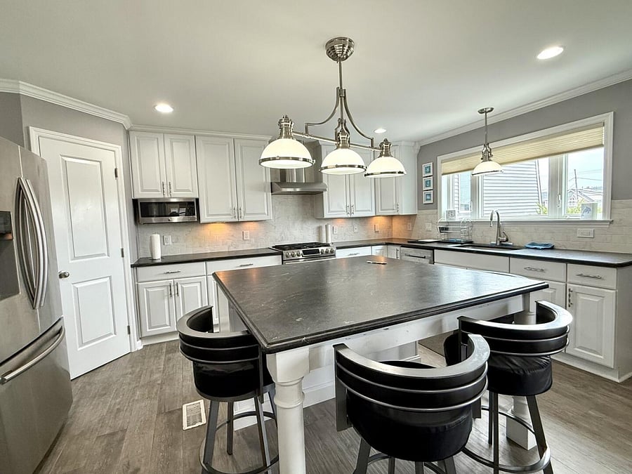 Furnished Finder property 1028469_1 photo 3