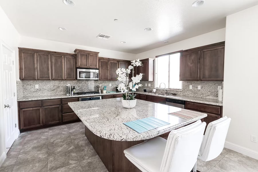 Furnished Finder property 1028479_1 photo 3