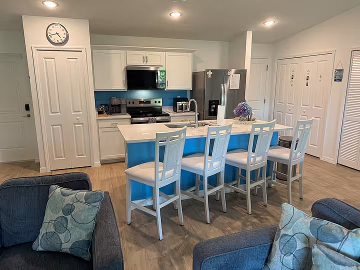 Kitchen Island