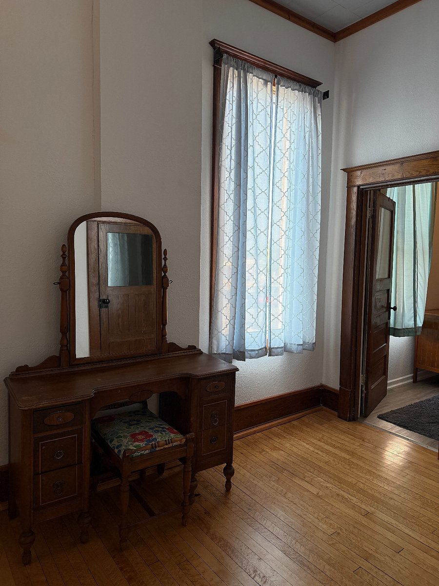 Furnished Finder property 1028497_1 photo 7