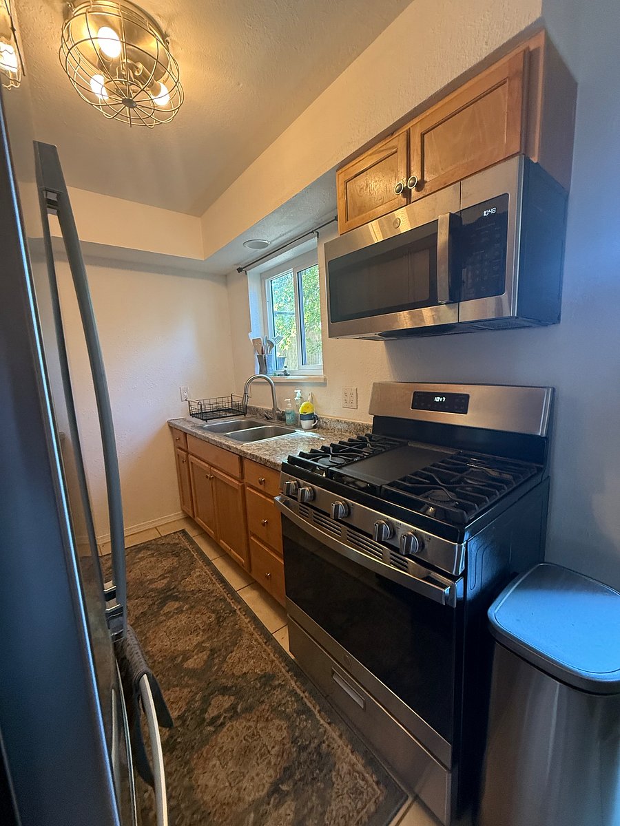 Furnished Finder property 1028502_1 photo 12