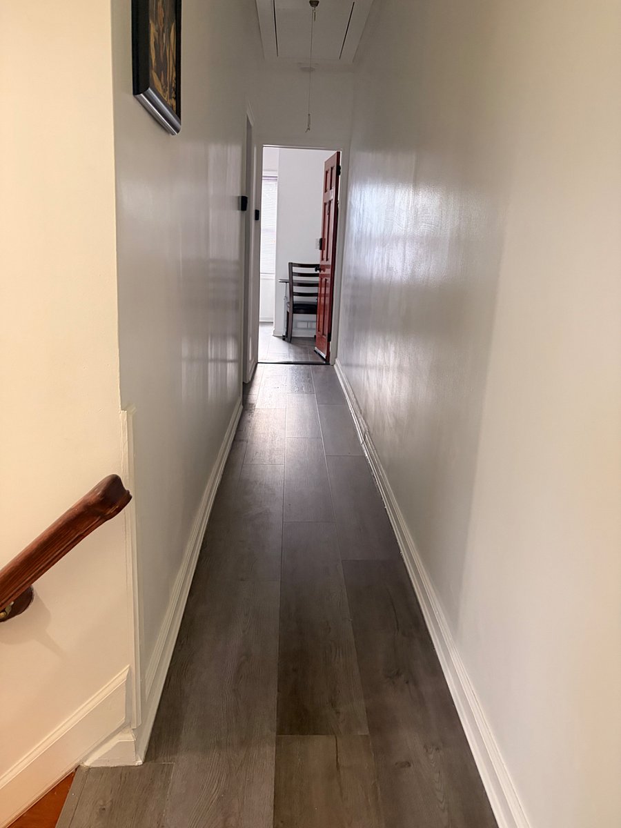 Common hallway outside of bedroom 