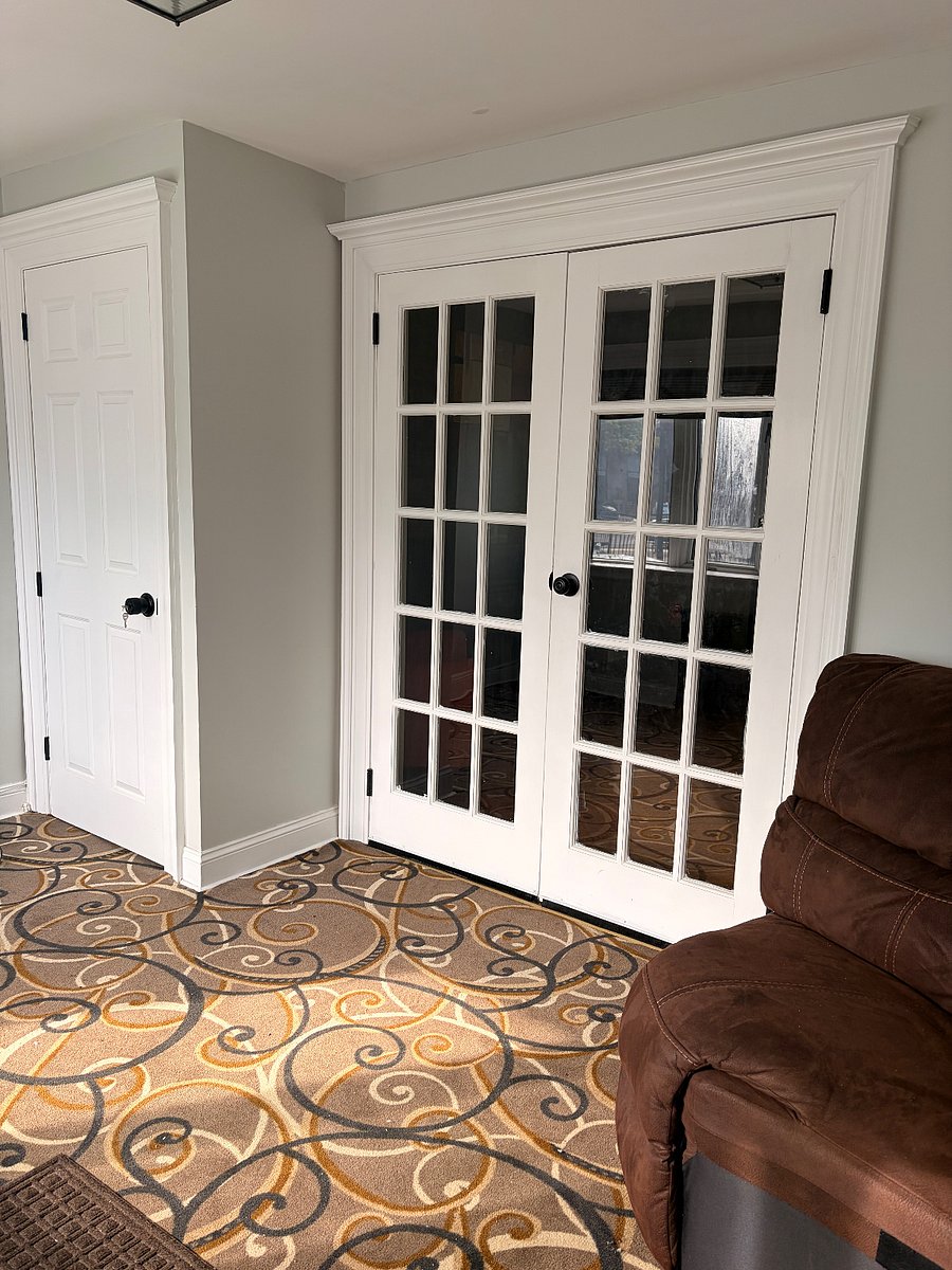 Den/ shared front entrance