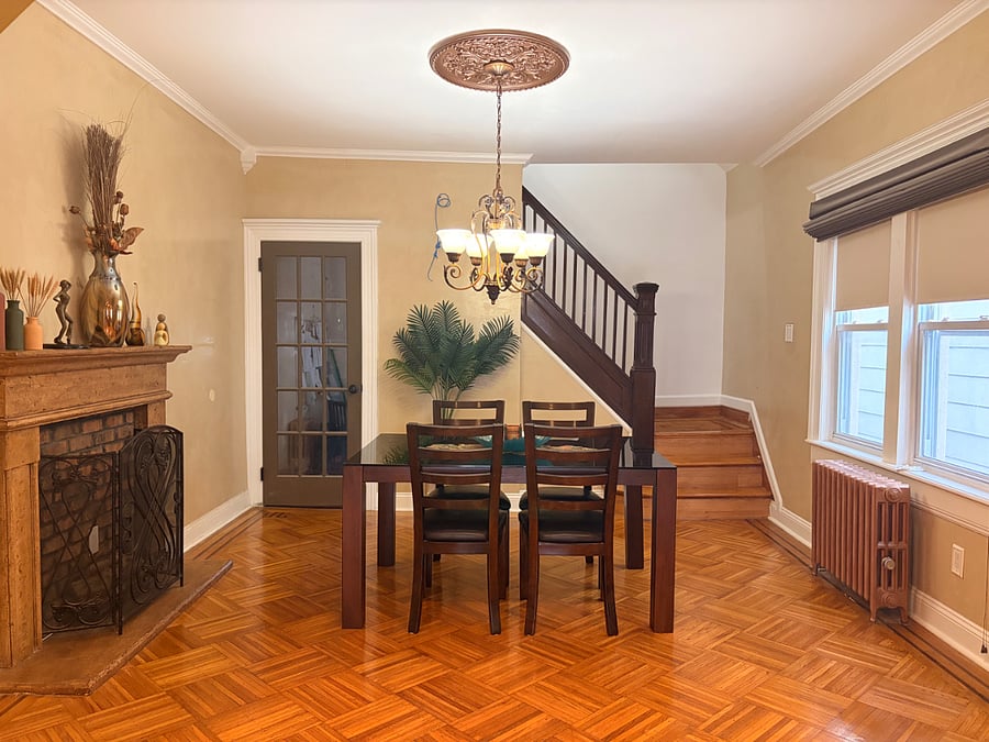 Shared dining room