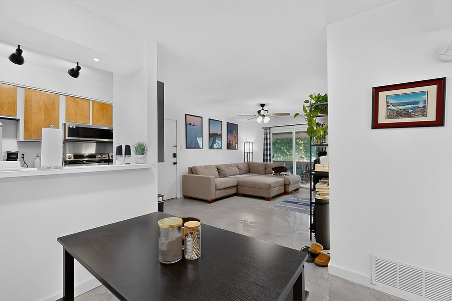 Furnished Finder property 1028538_1 photo 3