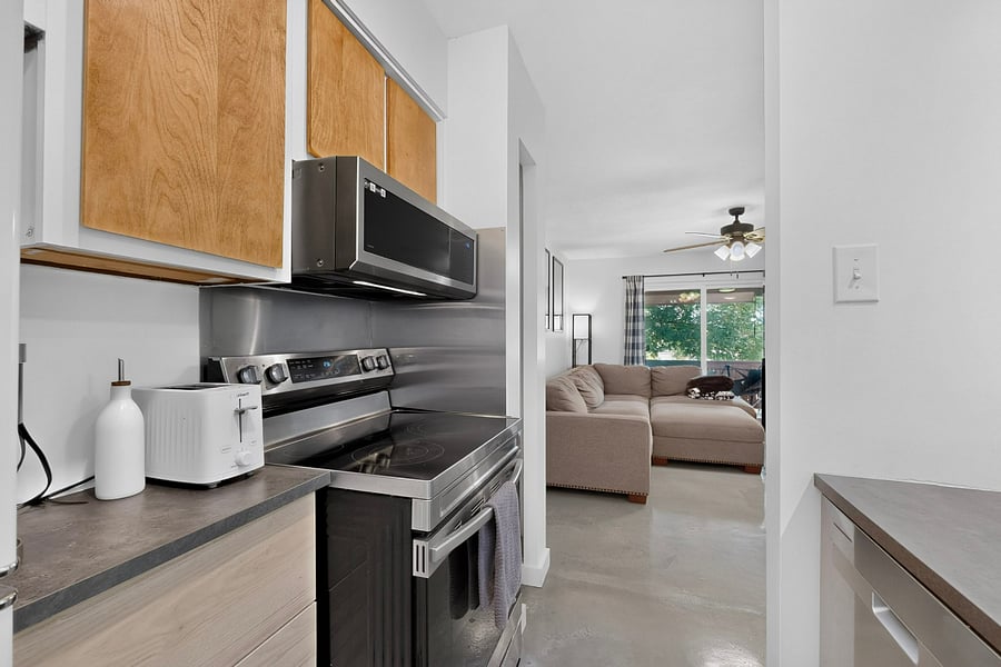 Furnished Finder property 1028538_1 photo 6