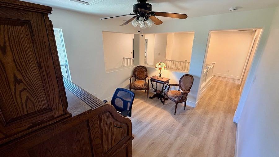Office/Sitting room - Shared