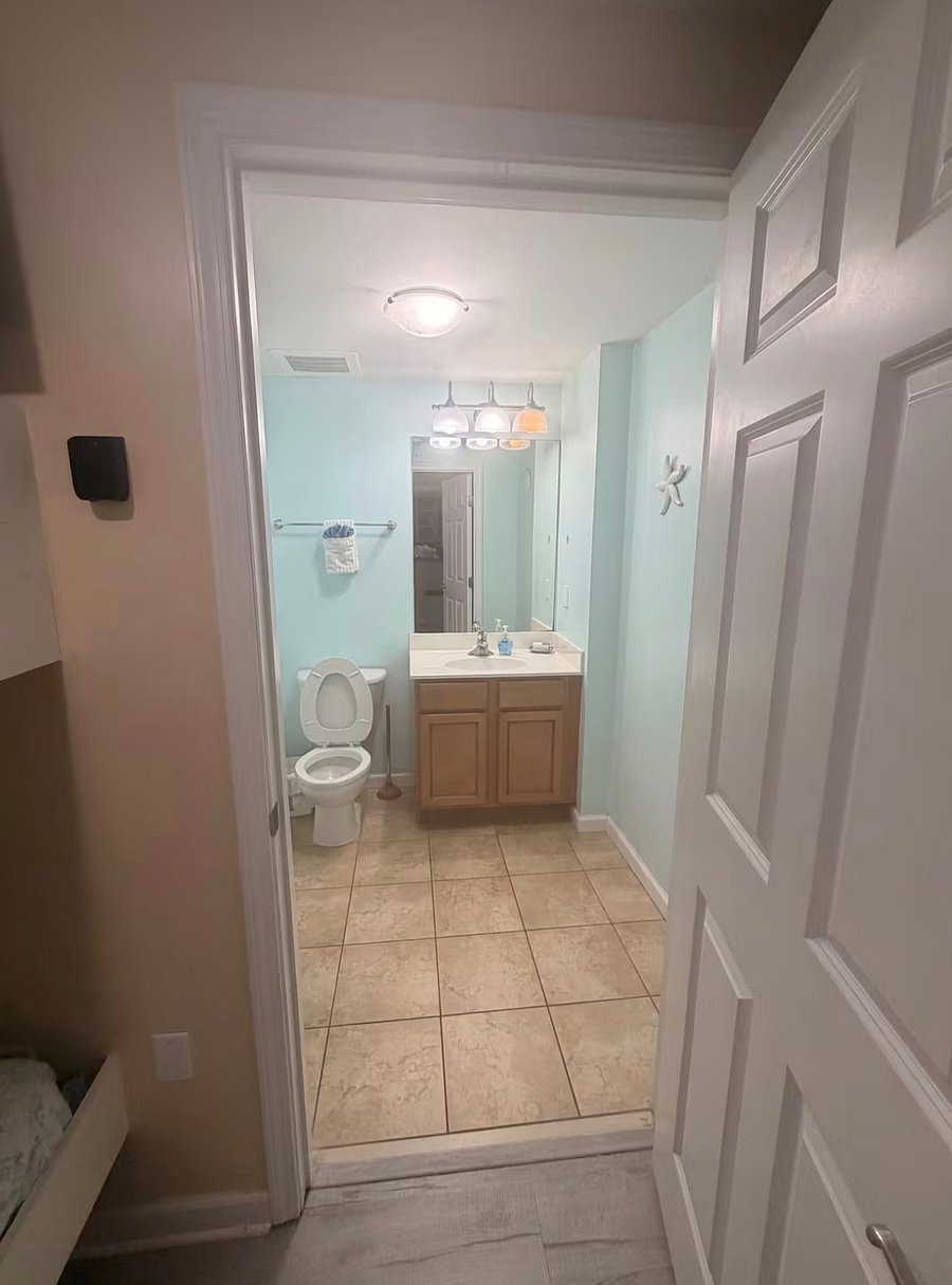 Bathroom off 2nd bedroom. 