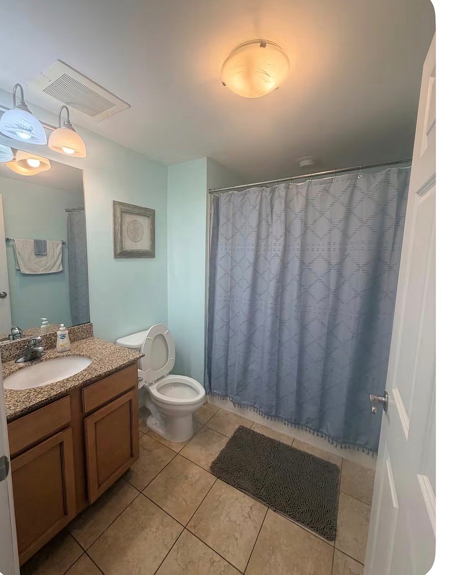 Master bath 