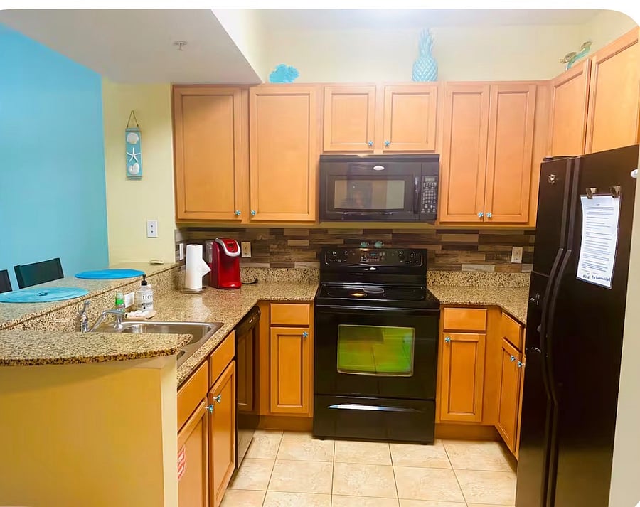Fully equipped kitchen