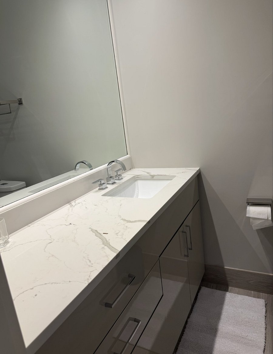 Furnished Finder property 1028595_1 photo 14