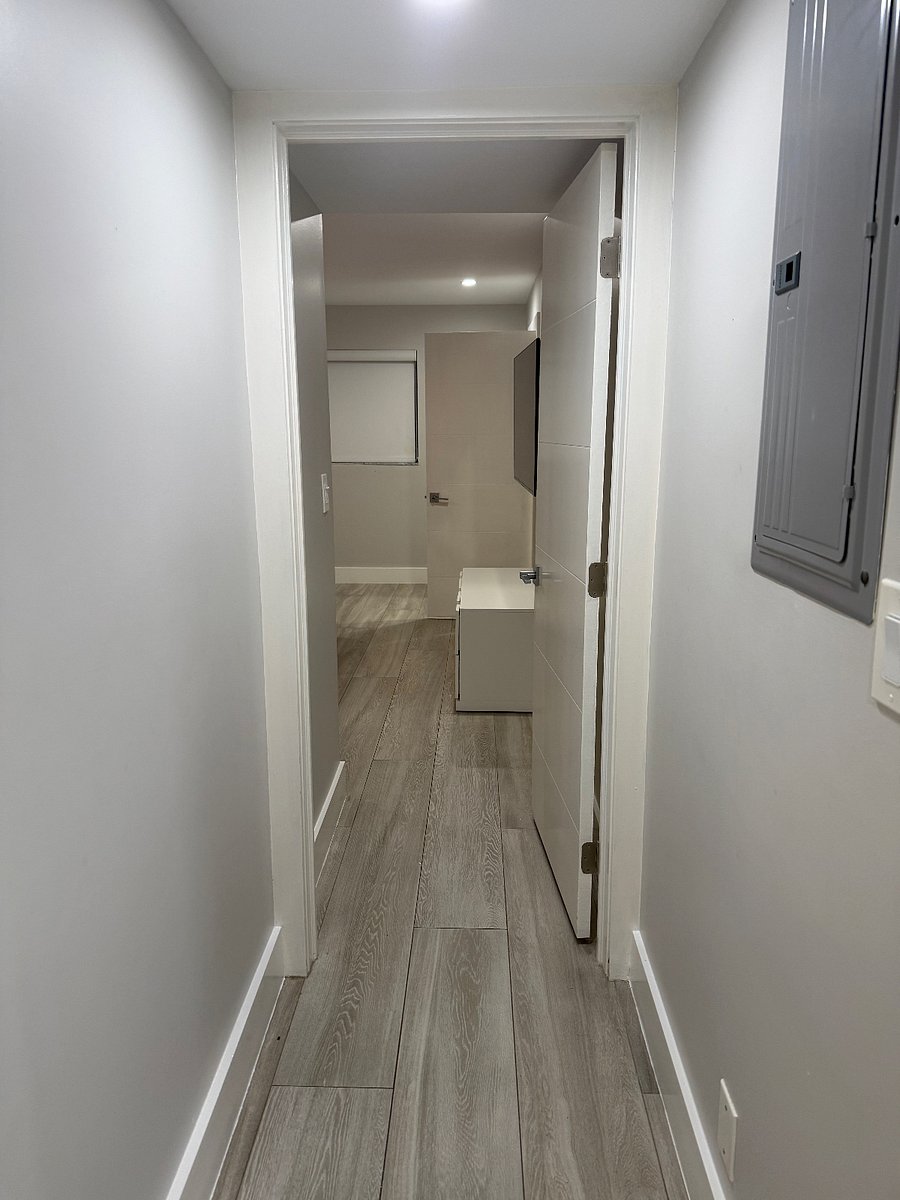 Furnished Finder property 1028595_1 photo 17