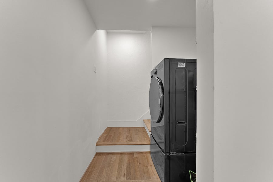 Furnished Finder property 1028599_1 photo 8