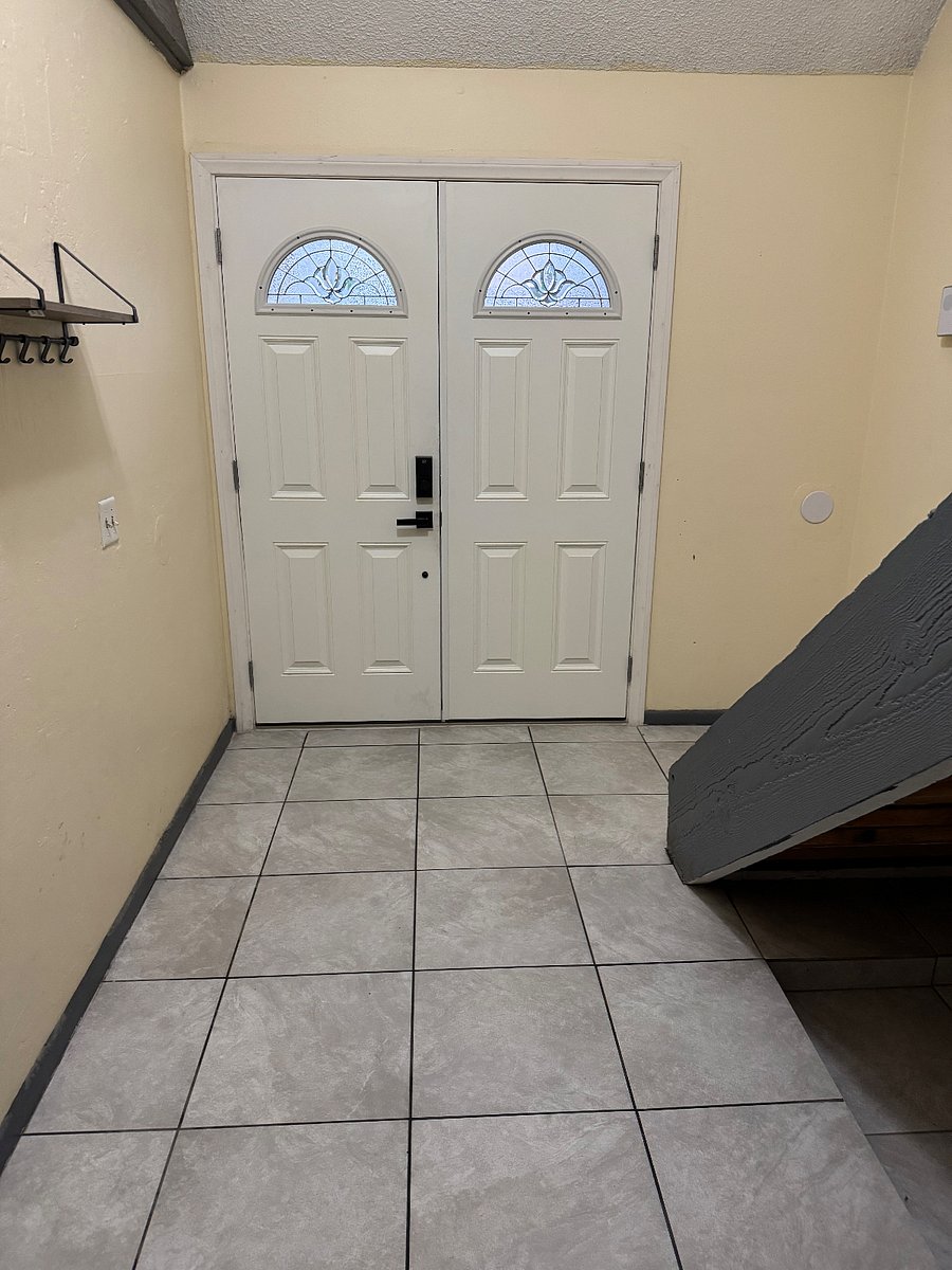 Furnished Finder property 1028607_1 photo 1