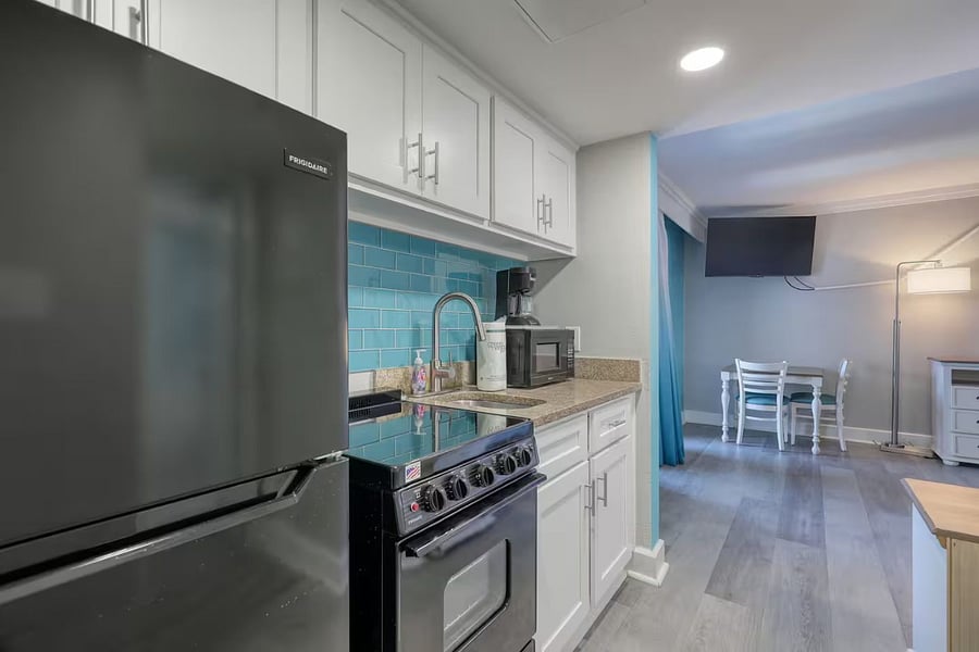Furnished Finder property 1028617_1 photo 5