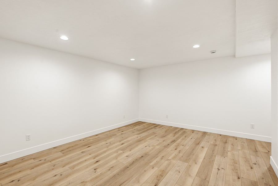 Office room with walk-in closet