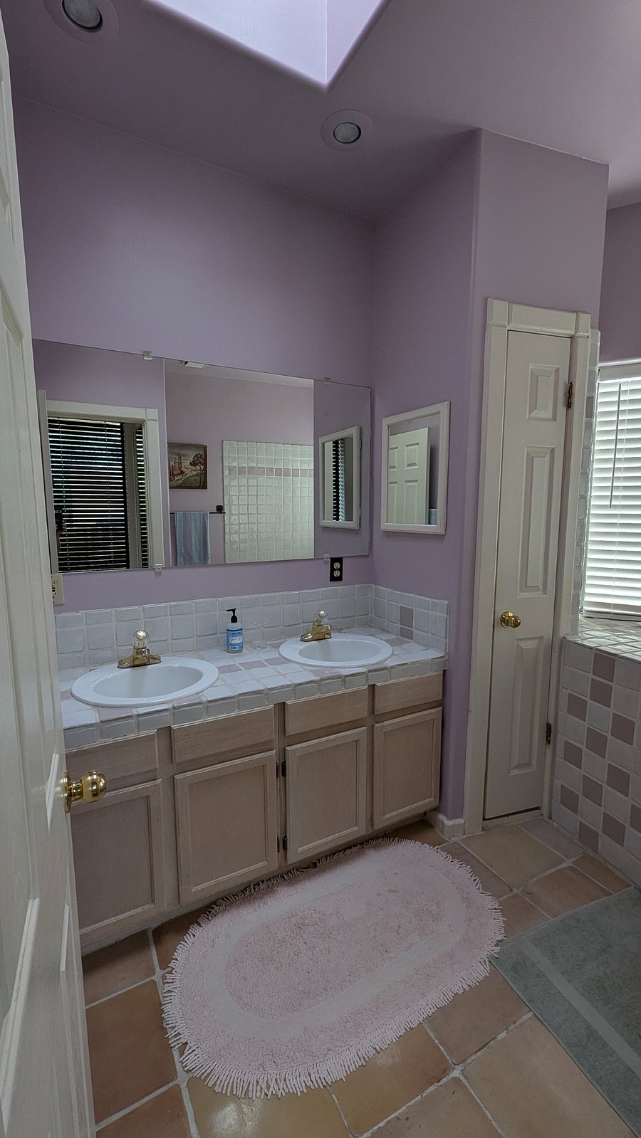 Upstairs bathroom