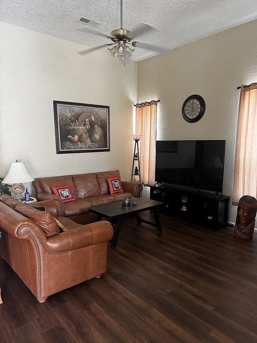 Furnished Finder property 1028648_1 photo 3
