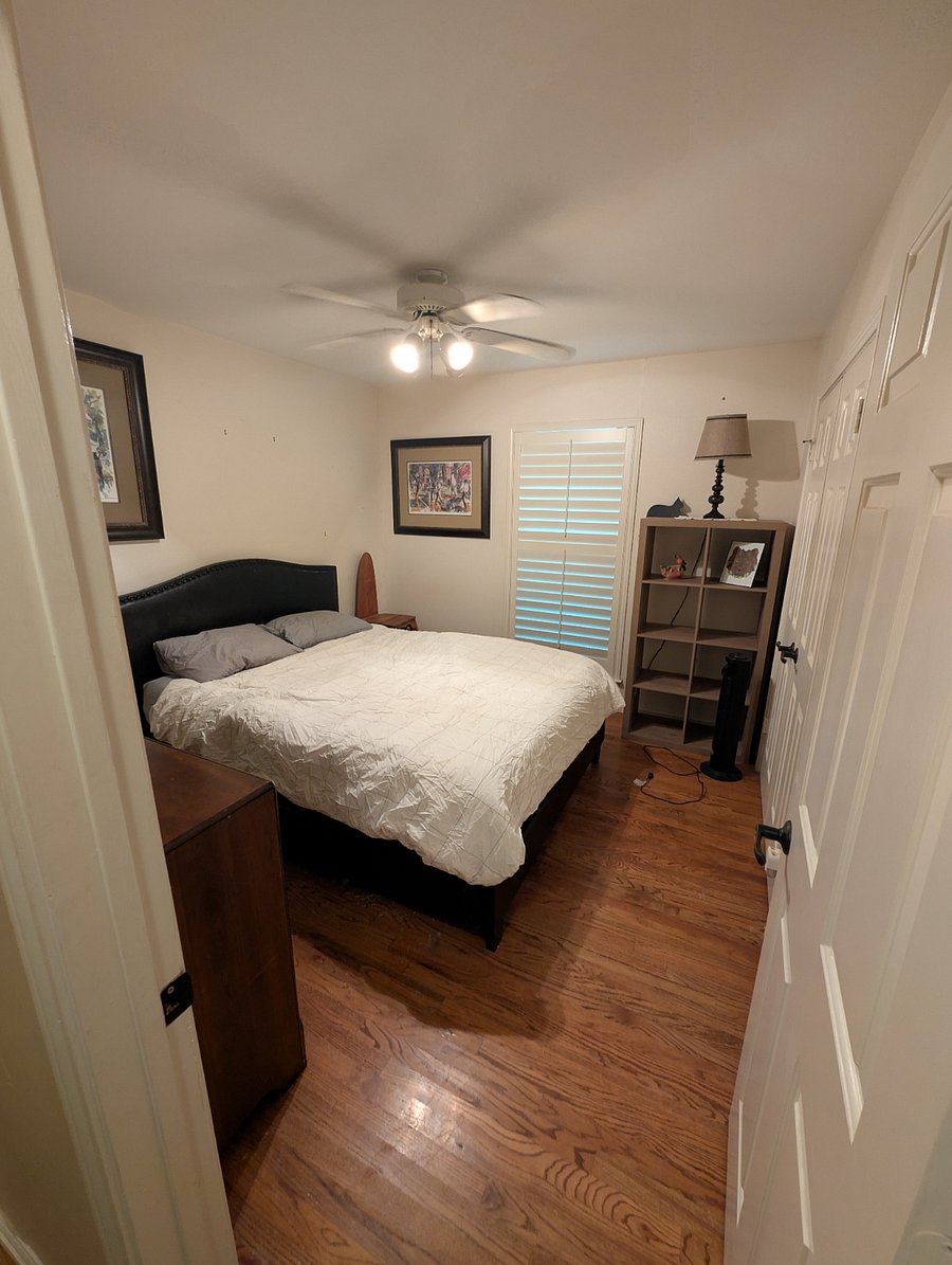 Guest Room 1