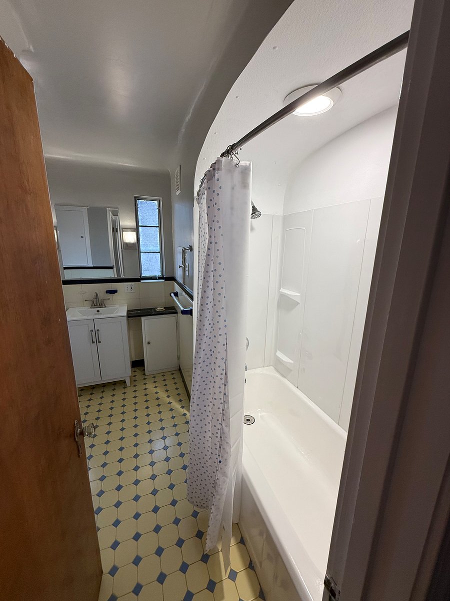Furnished Finder property 1028661_1 photo 9