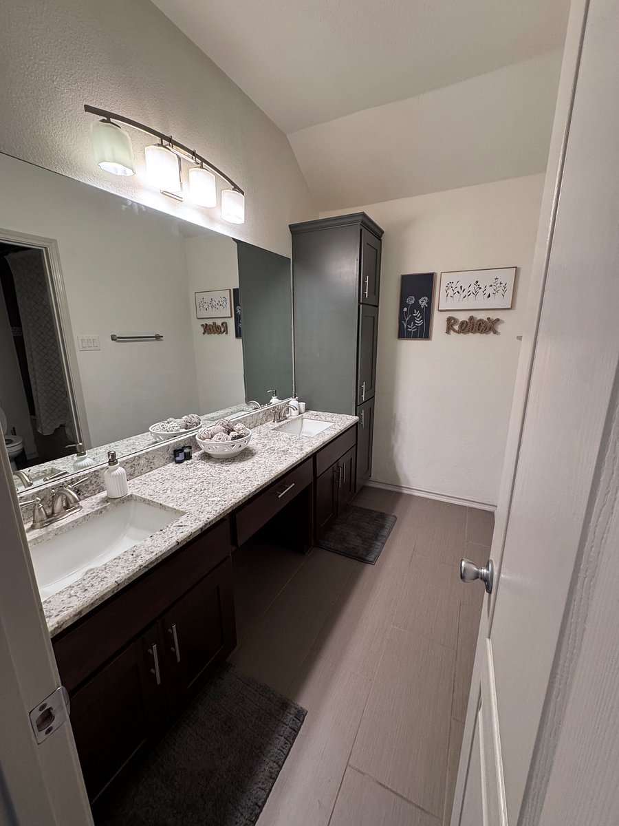 Furnished Finder property 1028667_1 photo 12