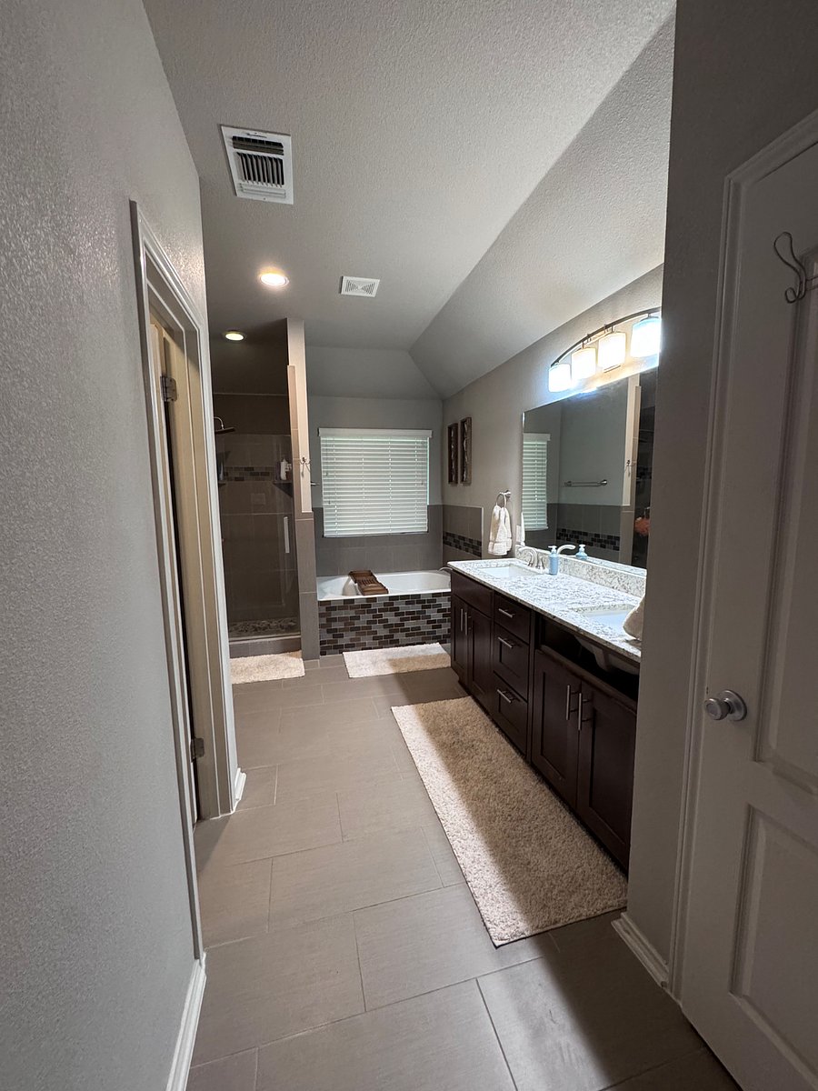 Furnished Finder property 1028667_1 photo 7