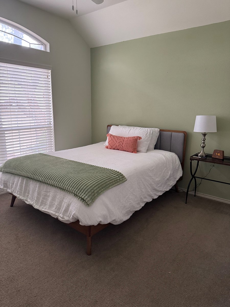 Furnished Finder property 1028667_1 photo 10
