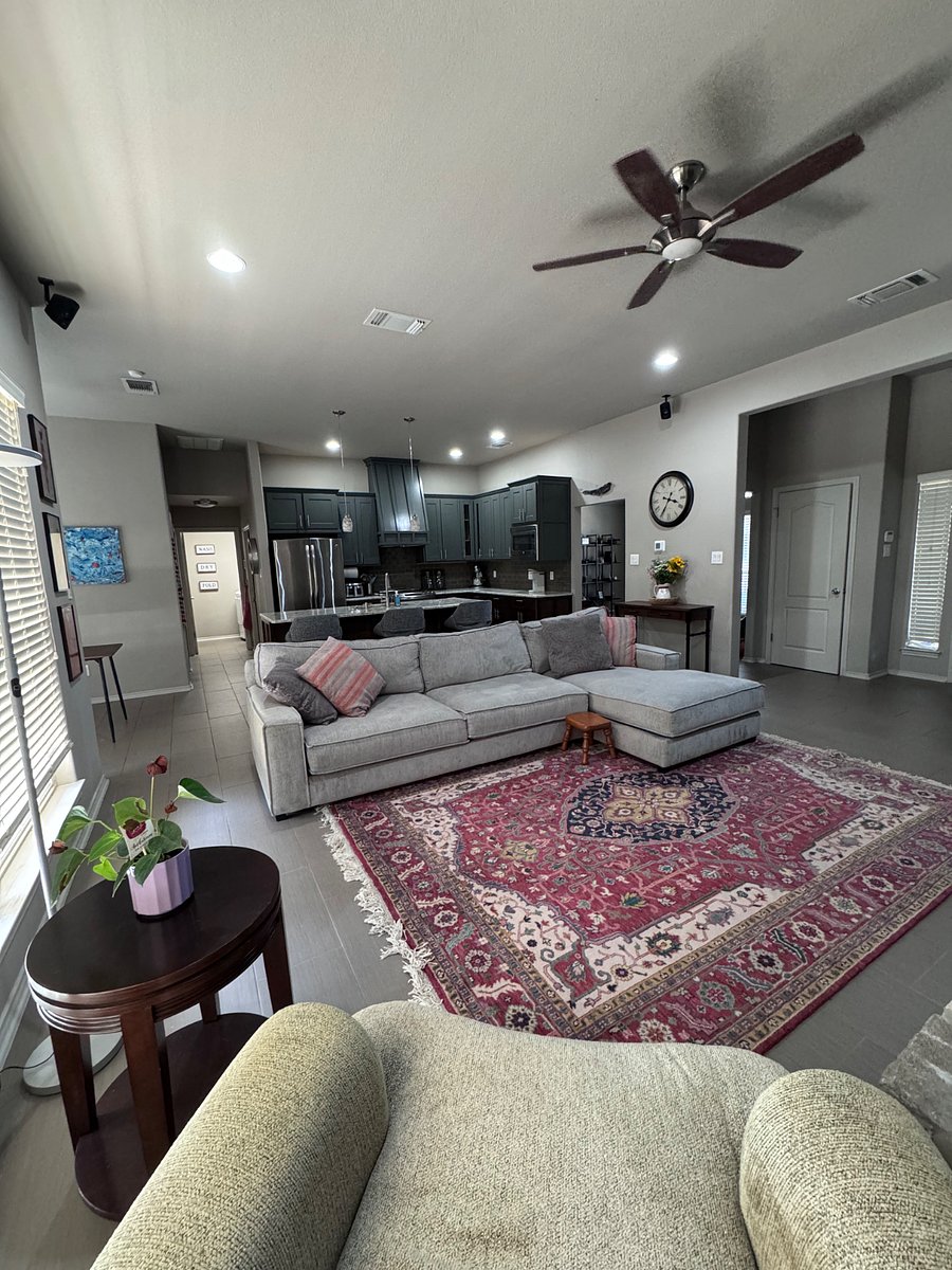 Furnished Finder property 1028667_1 photo 2