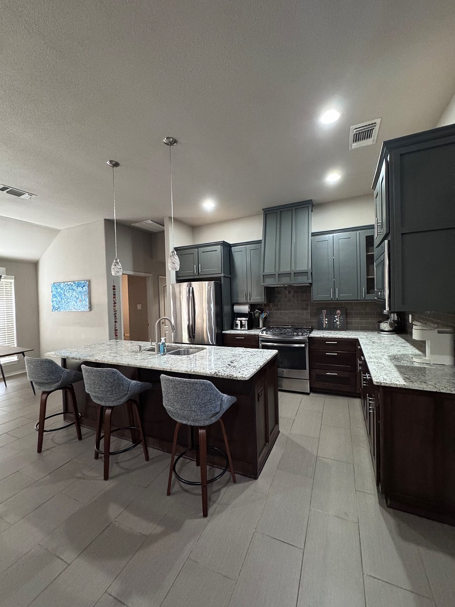 Furnished Finder property 1028667_1 photo 3