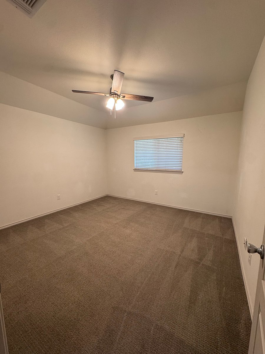 Third bedroom, currently empty