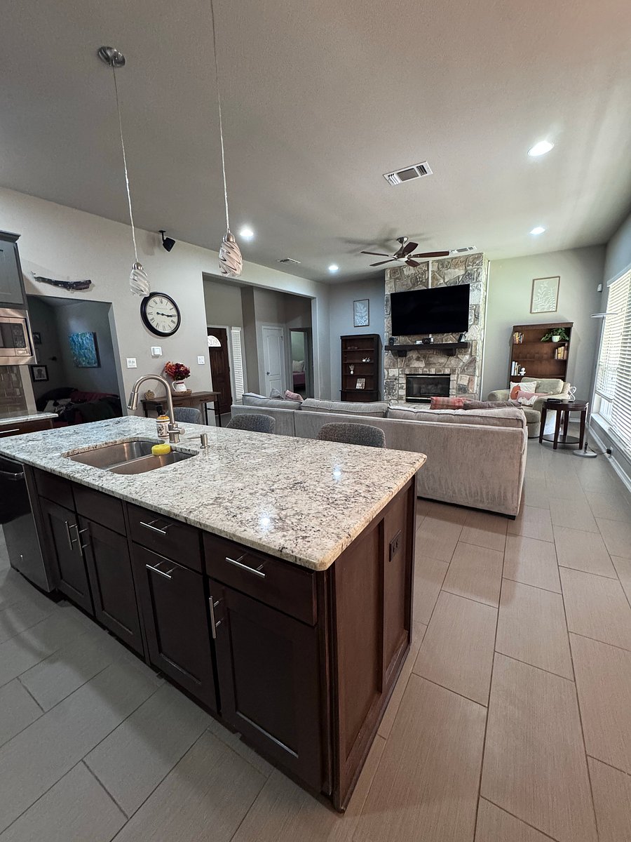 Furnished Finder property 1028667_1 photo 7