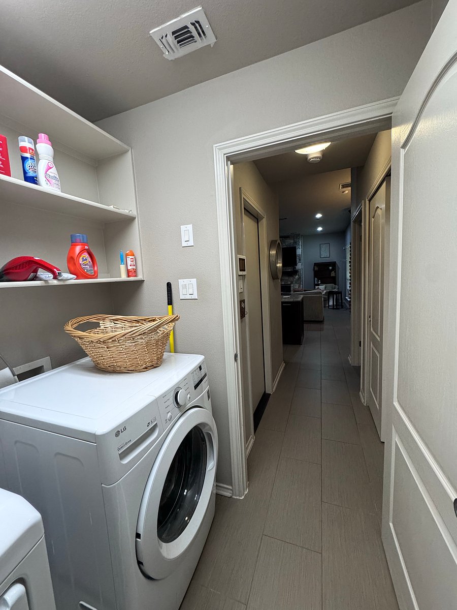 Furnished Finder property 1028667_1 photo 34