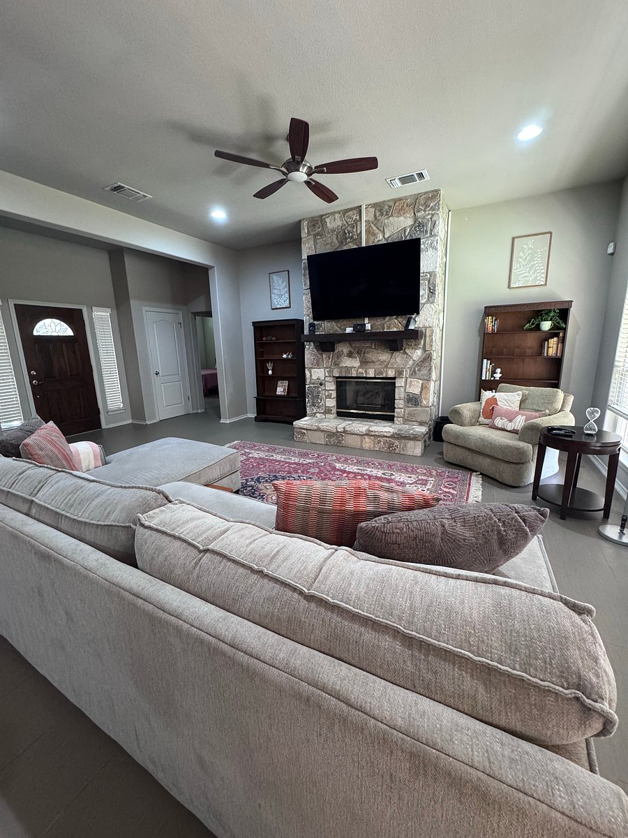 Furnished Finder property 1028667_1 photo 5