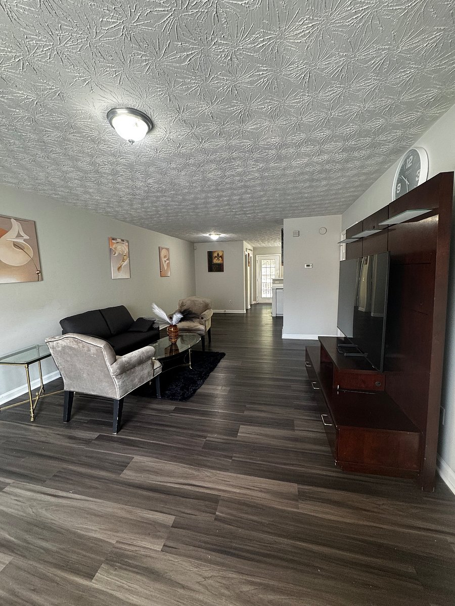Furnished Finder property 1028669_1 photo 2
