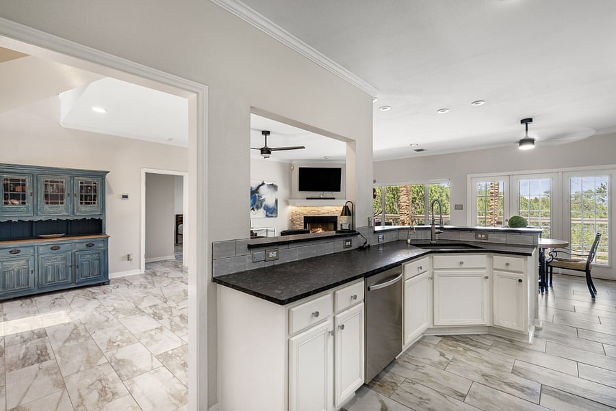 Furnished Finder property 1028698_1 photo 11