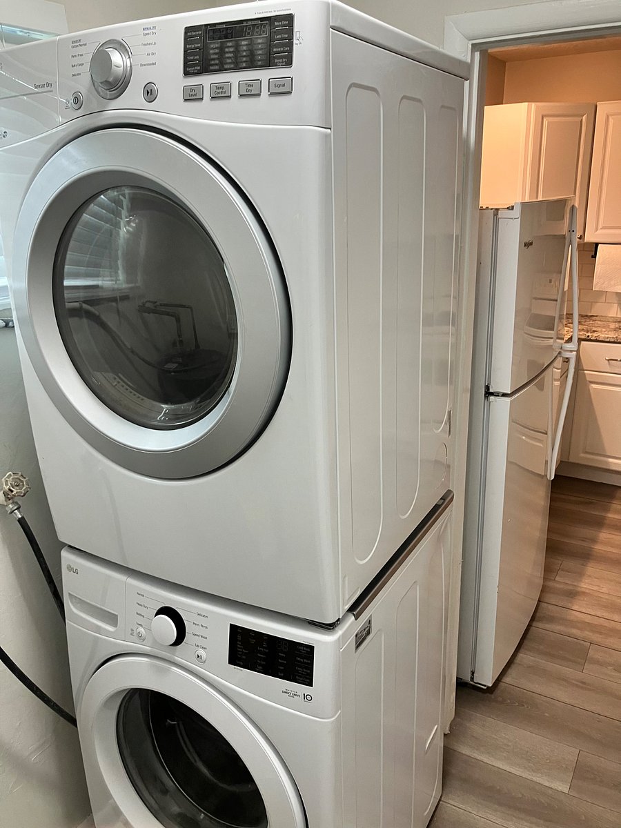 Furnished Finder property 1028734_1 photo 3