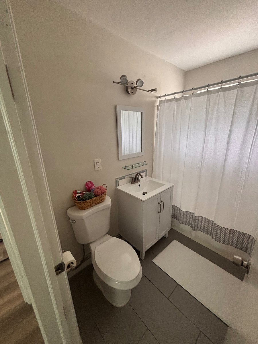 Furnished Finder property 1028734_1 photo 17