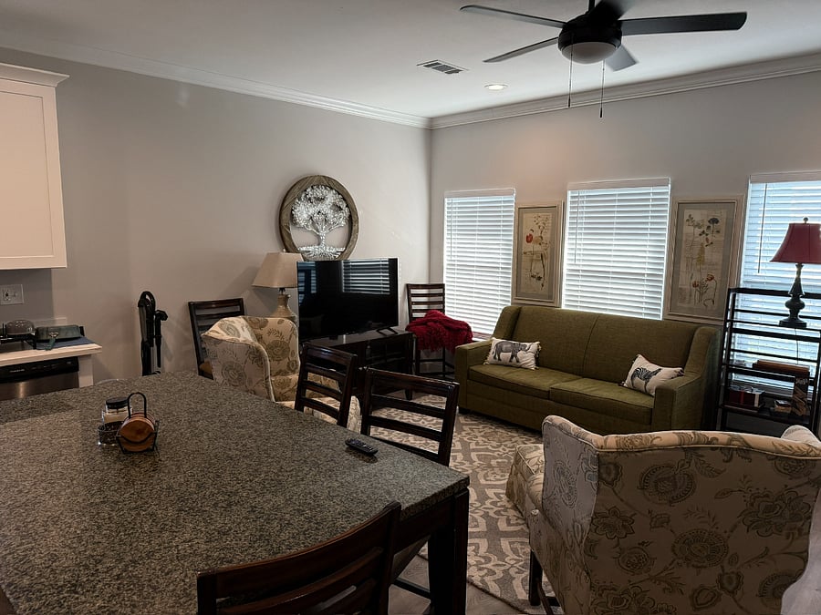 Furnished Finder property 1028737_1 photo 6
