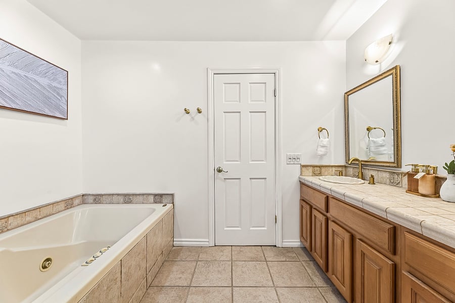Furnished Finder property 1028741_1 photo 21