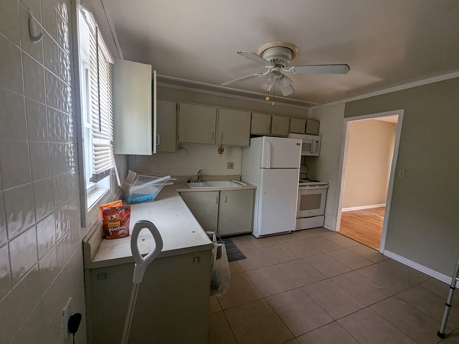 Furnished Finder property 1028742_1 photo 3