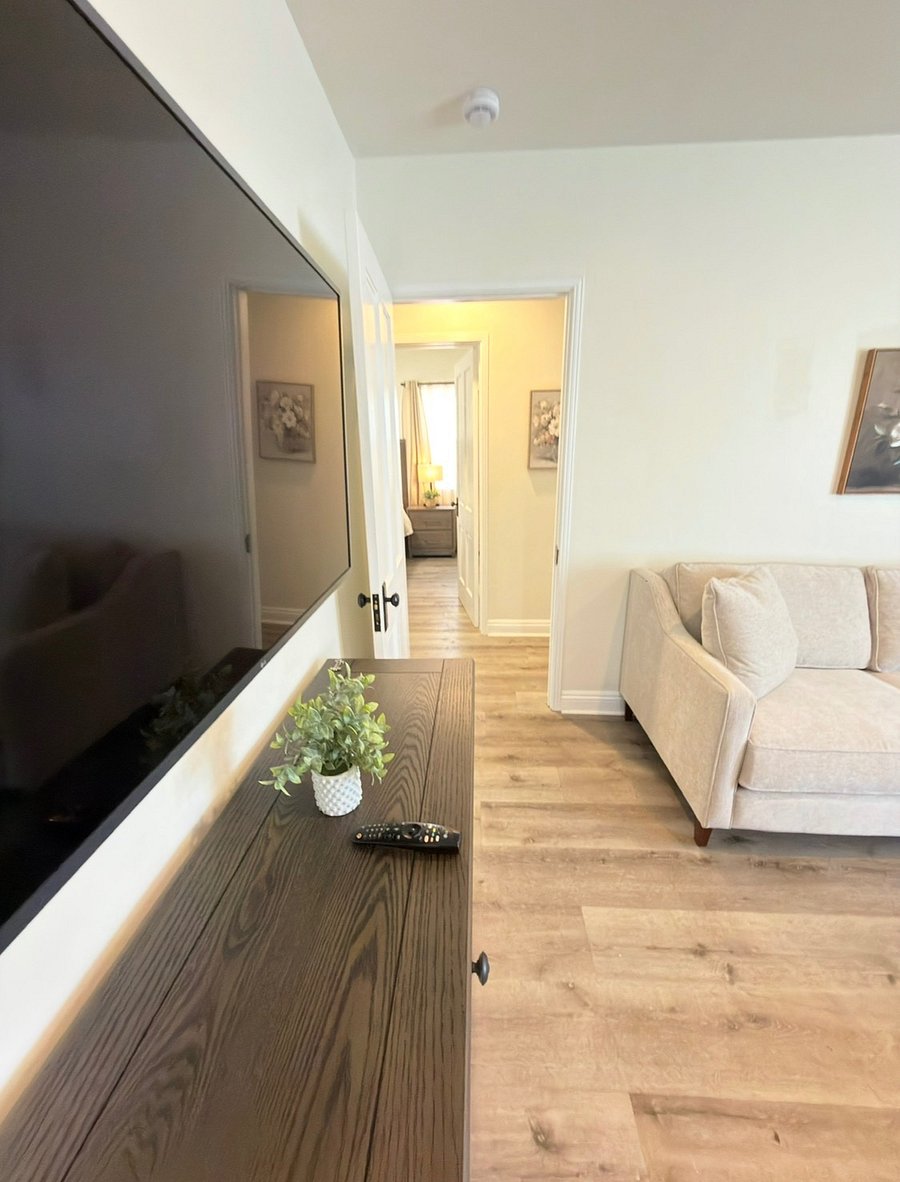 Furnished Finder property 1028745_1 photo 4