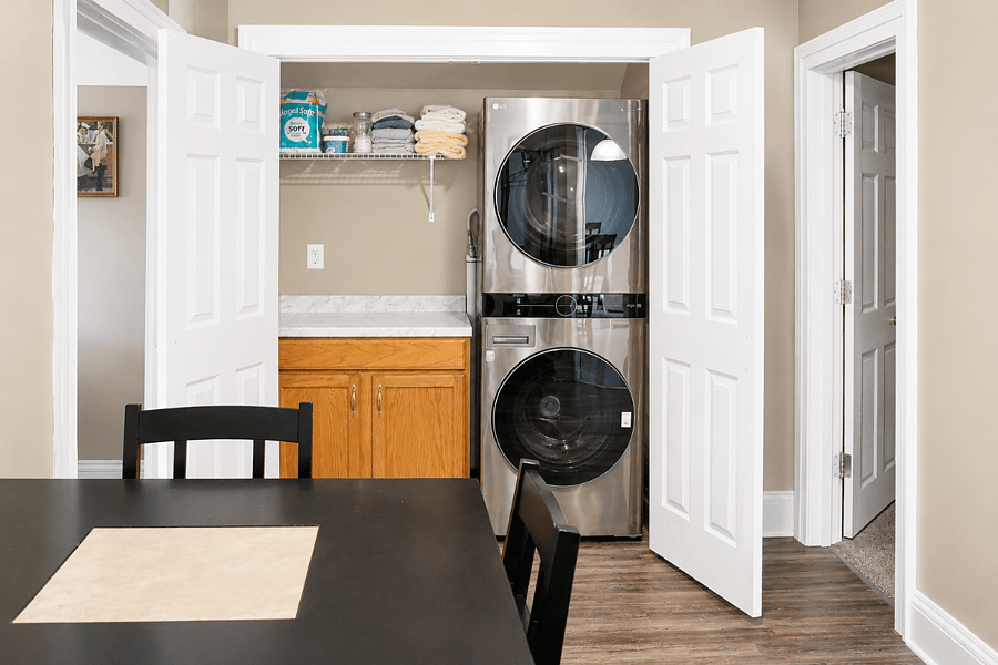 Furnished Finder property 1028750_1 photo 4
