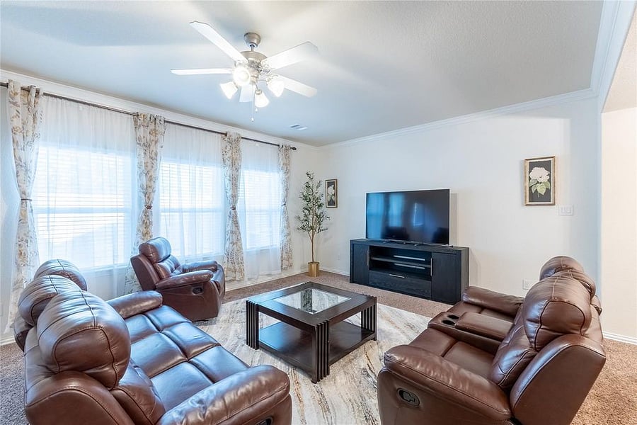 Furnished Finder property 1028756_1 photo 3