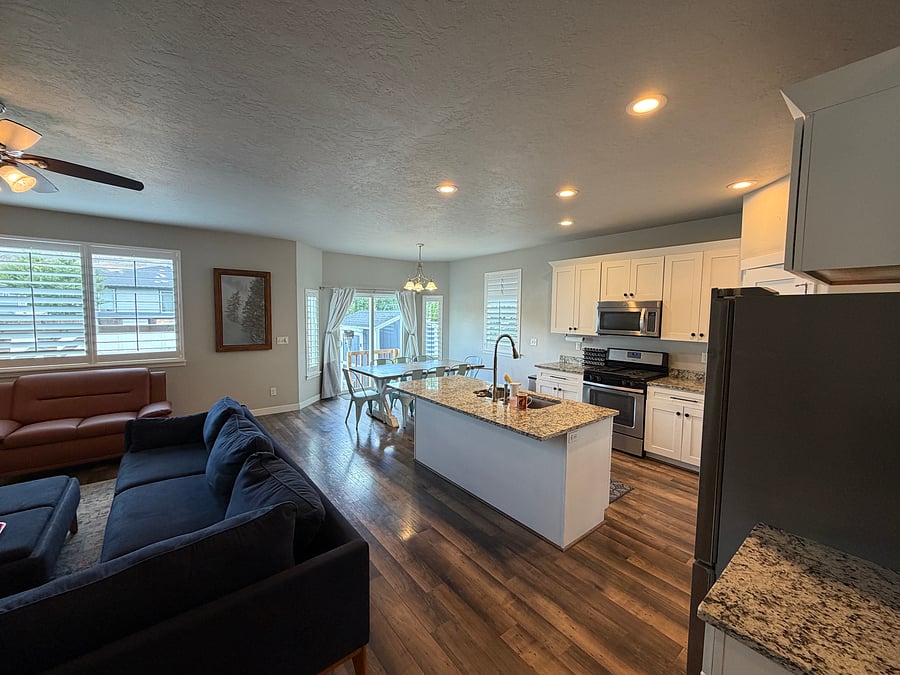 Furnished Finder property 1028763_1 photo 4