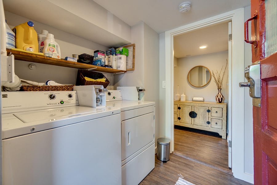 Furnished Finder property 1028765_1 photo 31