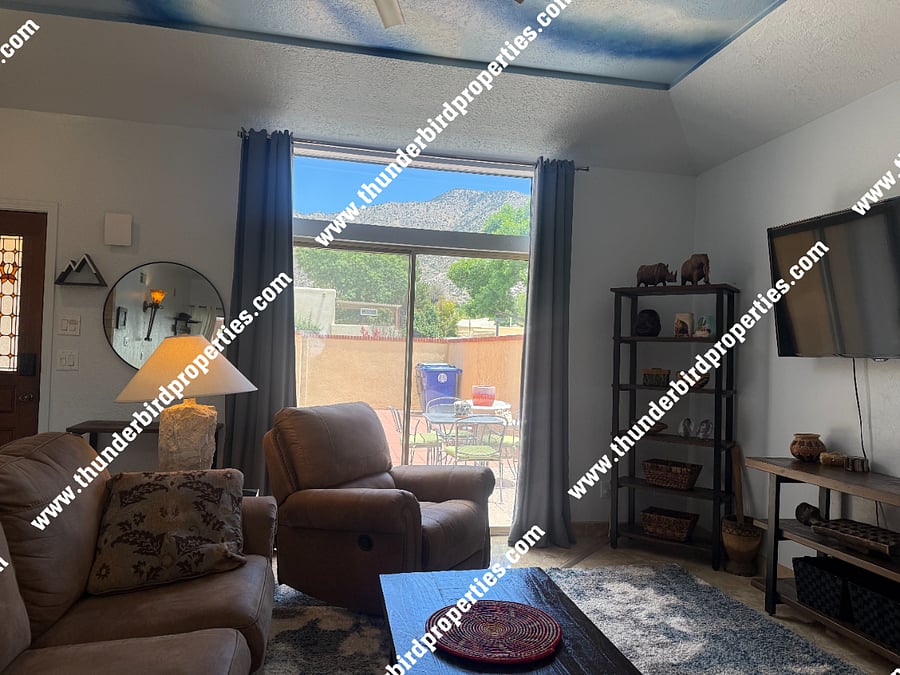 Furnished Finder property 1028769_1 photo 3