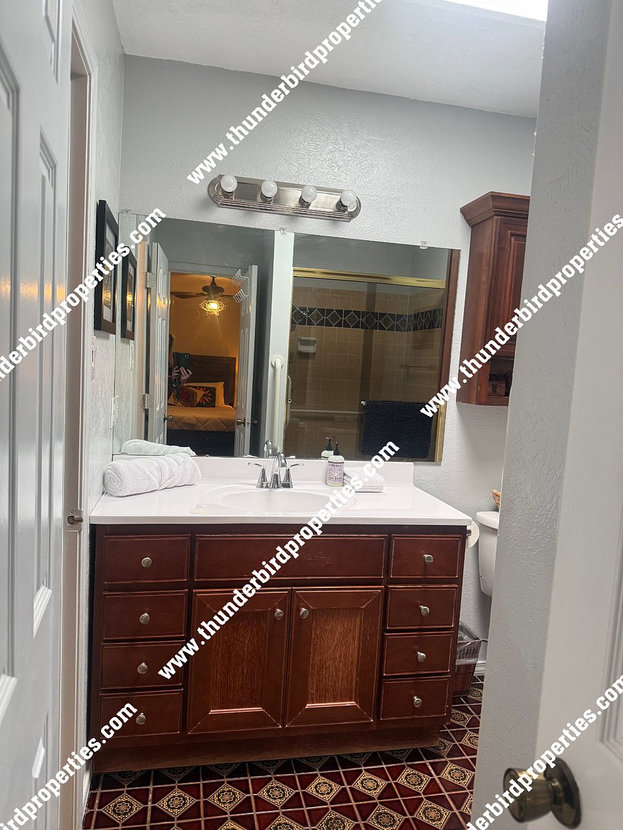 Furnished Finder property 1028769_1 photo 20