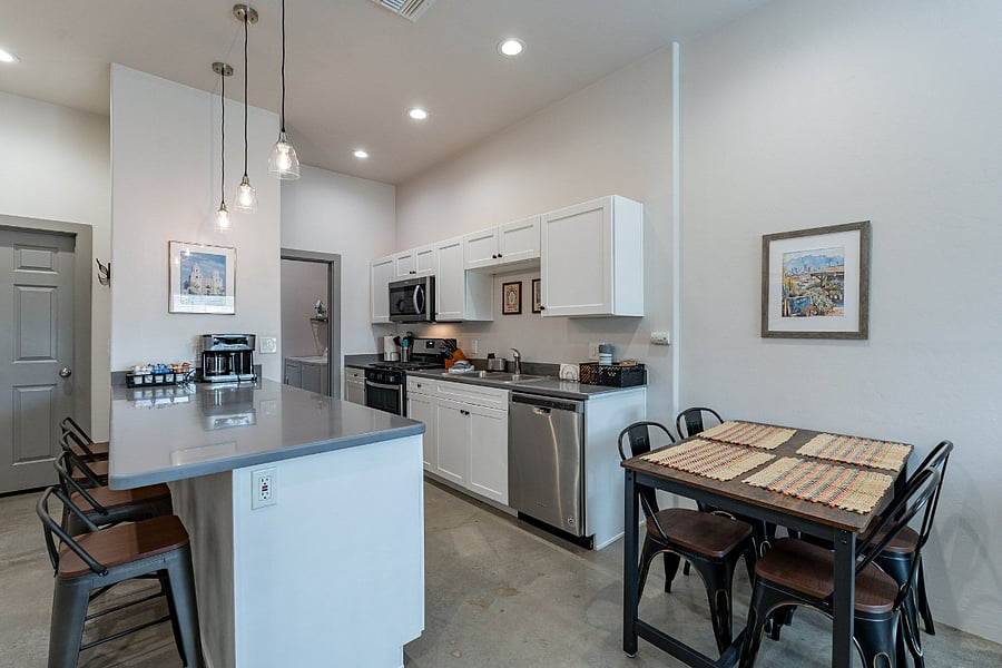 Furnished Finder property 1028770_1 photo 8